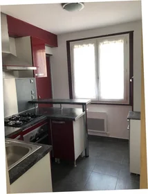 Monolocale in Boulevard Marcel Combe, 84000 Avignon, immagine 2 di 4