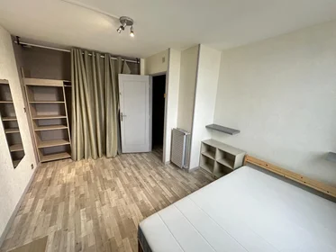 Studio à Allée du Pourquoi Pas, 91000 Évry-Courcouronnes, image 4 de 14
