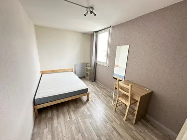 Studio à Allée du Pourquoi Pas, 91000 Évry-Courcouronnes, image 6 de 14
