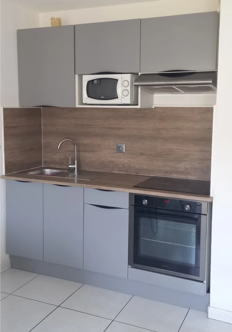 Apartamento estúdio chique perto do campus em 