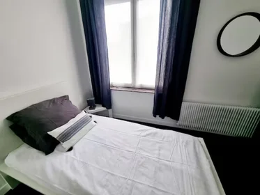 Studio at Rue Saint-Antoine, image 14 of 14