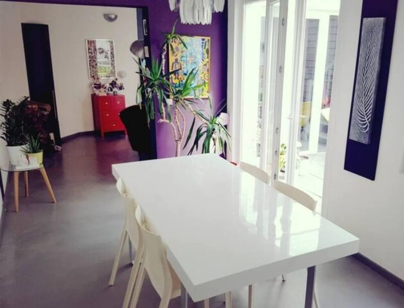 Student-friendly studio with excellent transport links in 