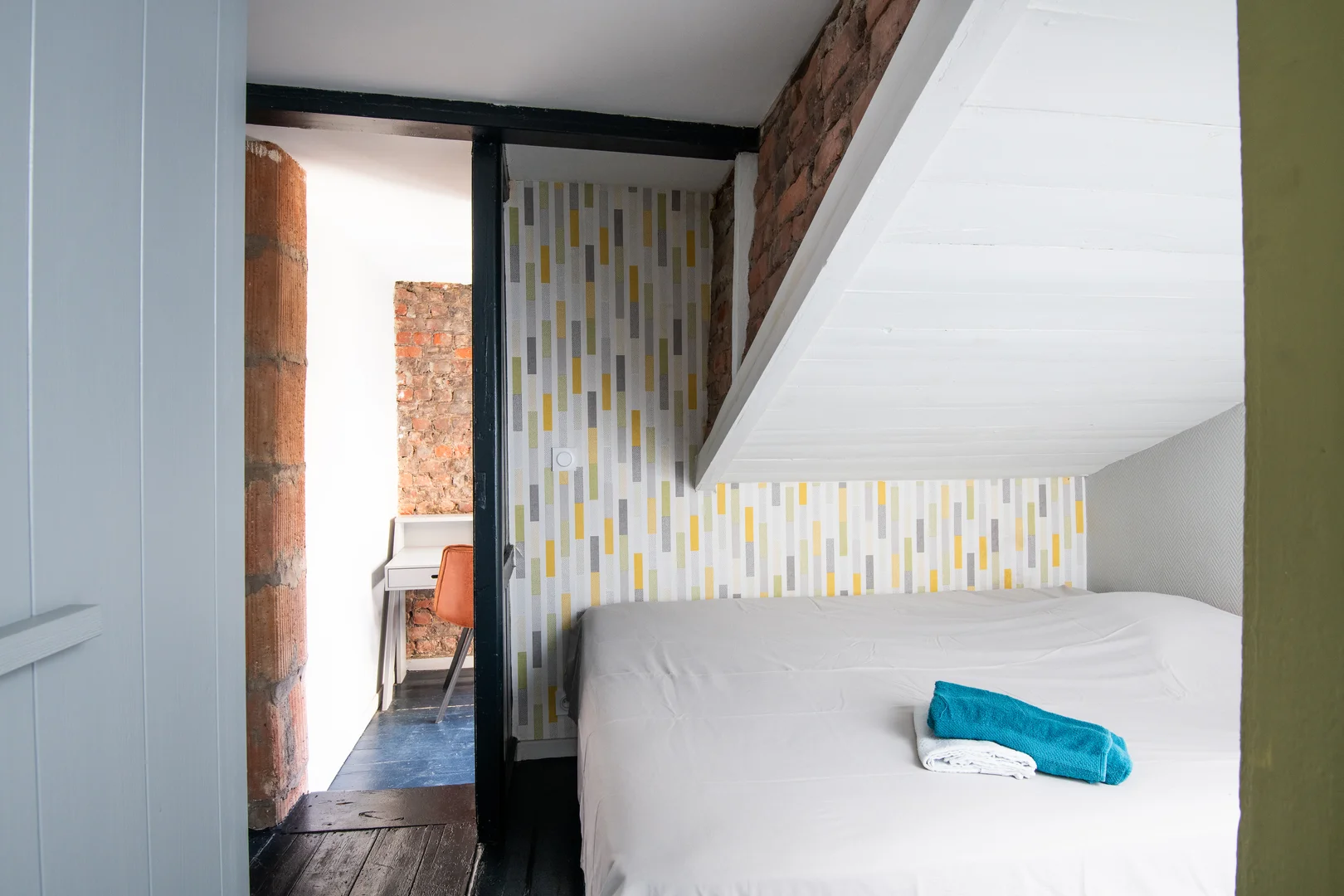 Student-friendly studio with excellent transport links in 