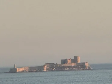 Studio in der , 13015 Marseille, bild 1 von 9