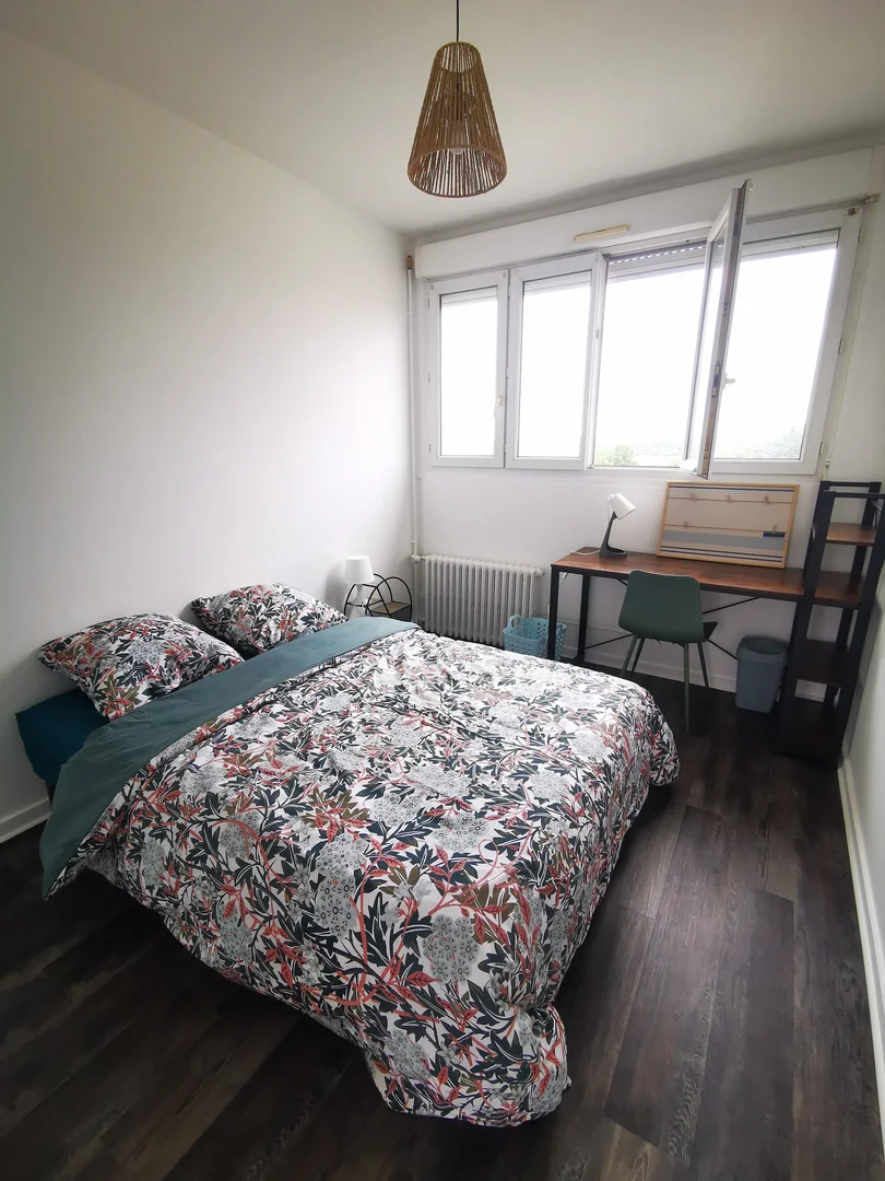 Studio entièrement équipé pour les étudiants dans 