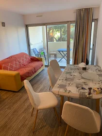 Studio at Avenue Pierre Semard, 06150 Cannes, image 2 of 16