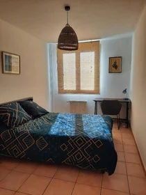 Studio at Rue des Frères Vallon, image 11 of 12