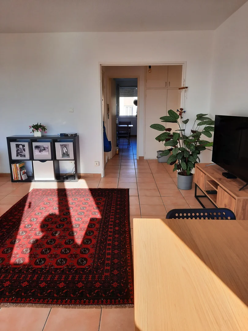 Fully equipped studio flat for students in 