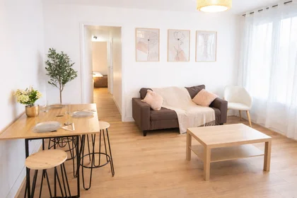 Studio at Rue Clément V, image 2 of 3