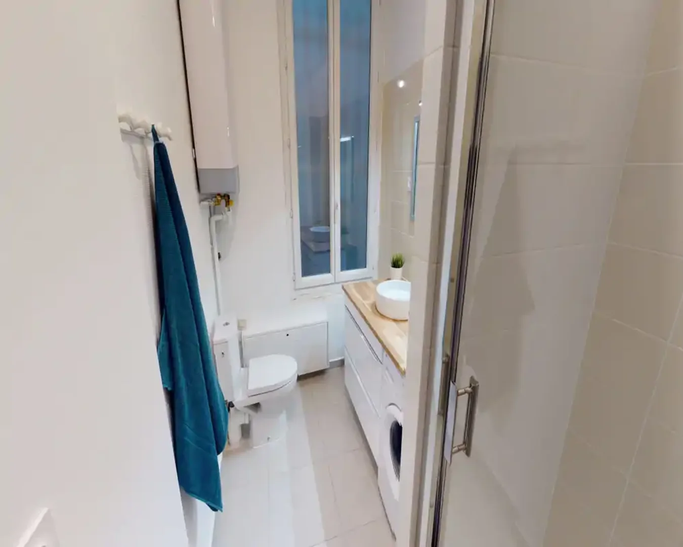 Compact studio apartment ideal for students in