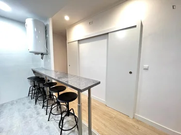 Habitación privada en Calle Finestrat, imagen 13 de 24