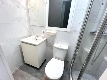 Habitación privada en Calle Finestrat, imagen 15 de 24