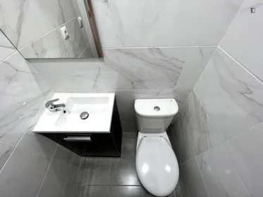 Habitación privada en Calle Finestrat, imagen 23 de 24