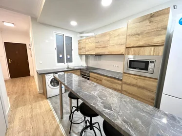 Habitación privada en Calle Finestrat, imagen 7 de 24