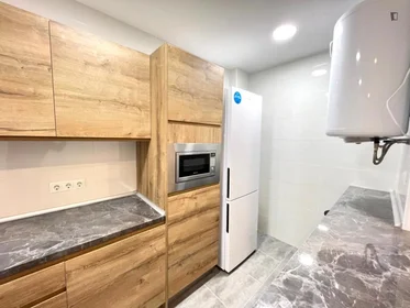 Habitación privada en Calle Finestrat, imagen 8 de 24