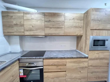 Habitación privada en Calle Finestrat, imagen 9 de 24