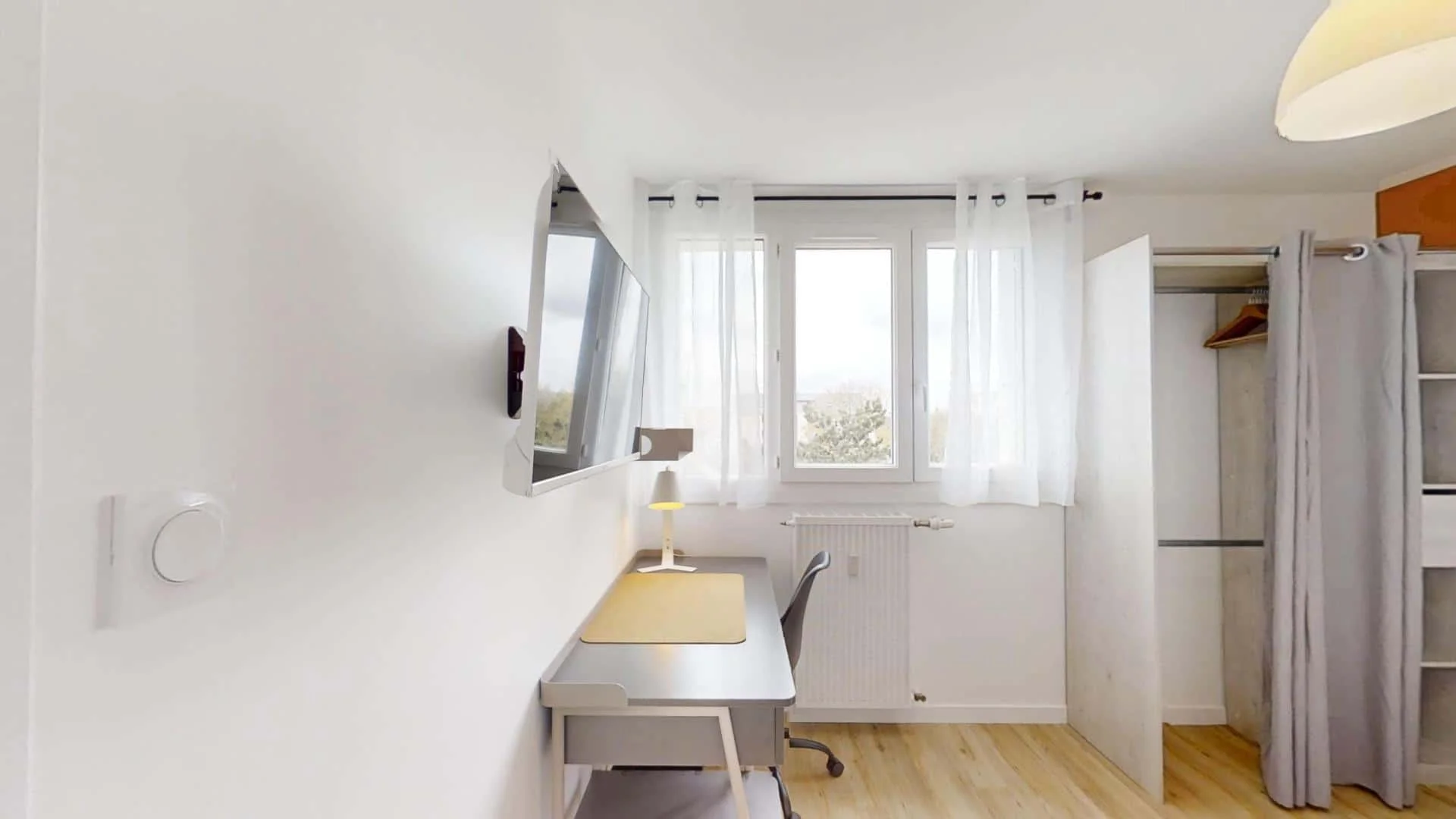 Camera accogliente per studenti disponibile a 