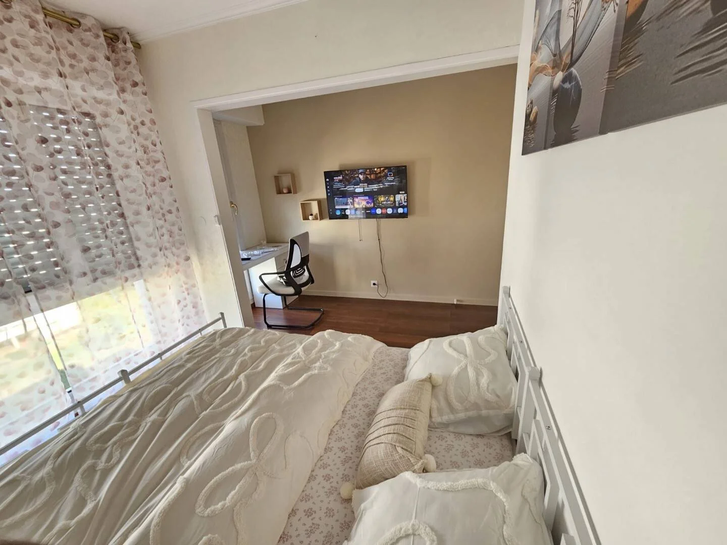 Habitación acogedora para estudiantes disponible en 
