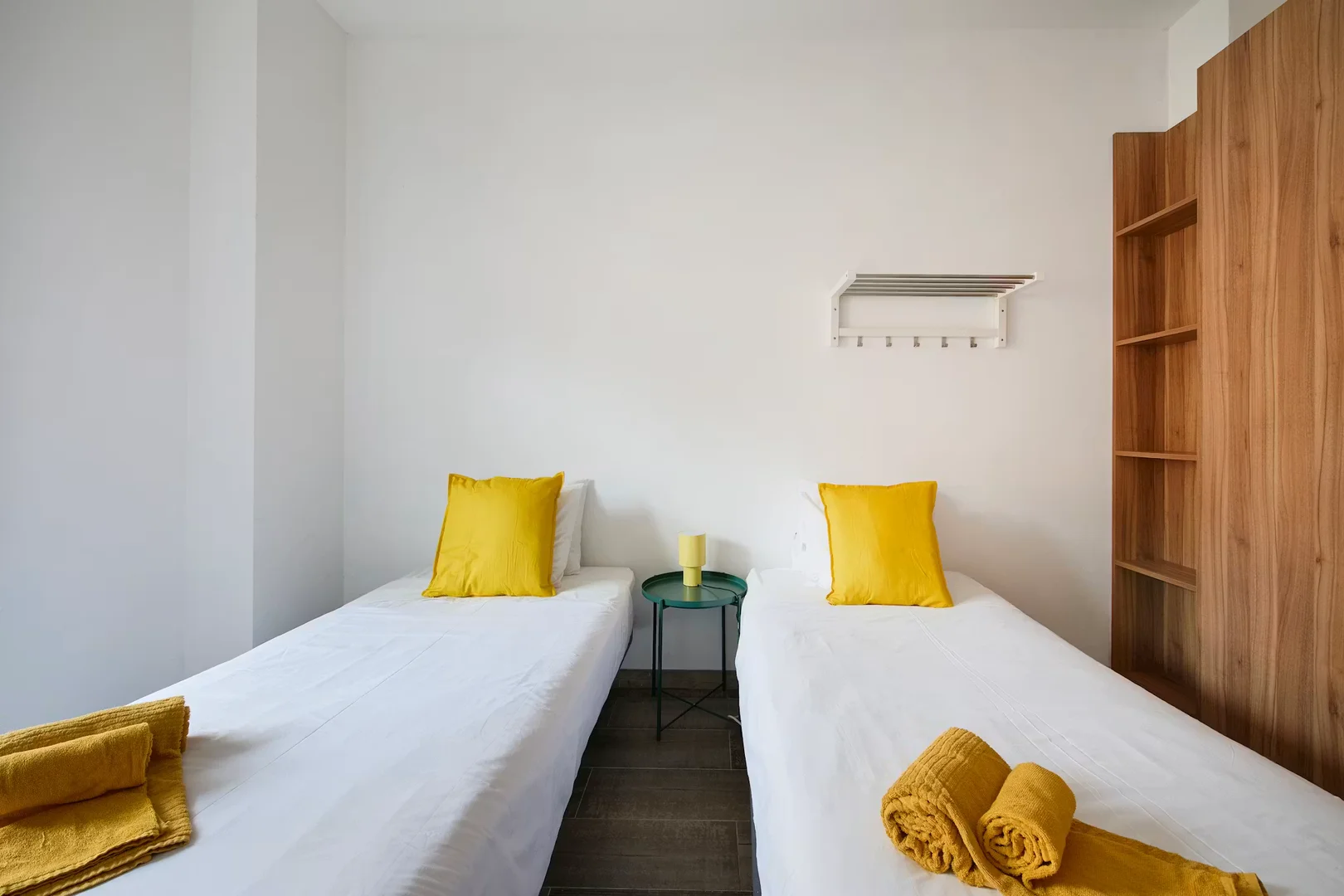 Cozy room for students available in 