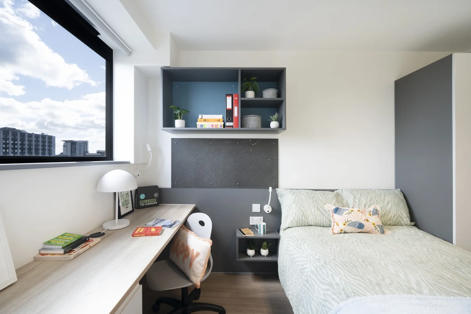 Habitación para estudiantes en  con modernas comodidades