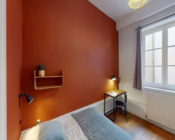 Private room at quai romain rolland, image 2 of 21