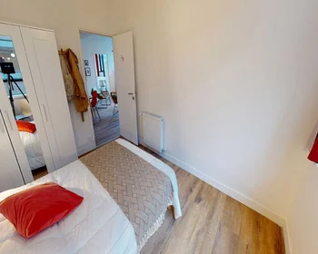 Privatzimmer in der Avenue Sainte-Anne, bild 4 von 22