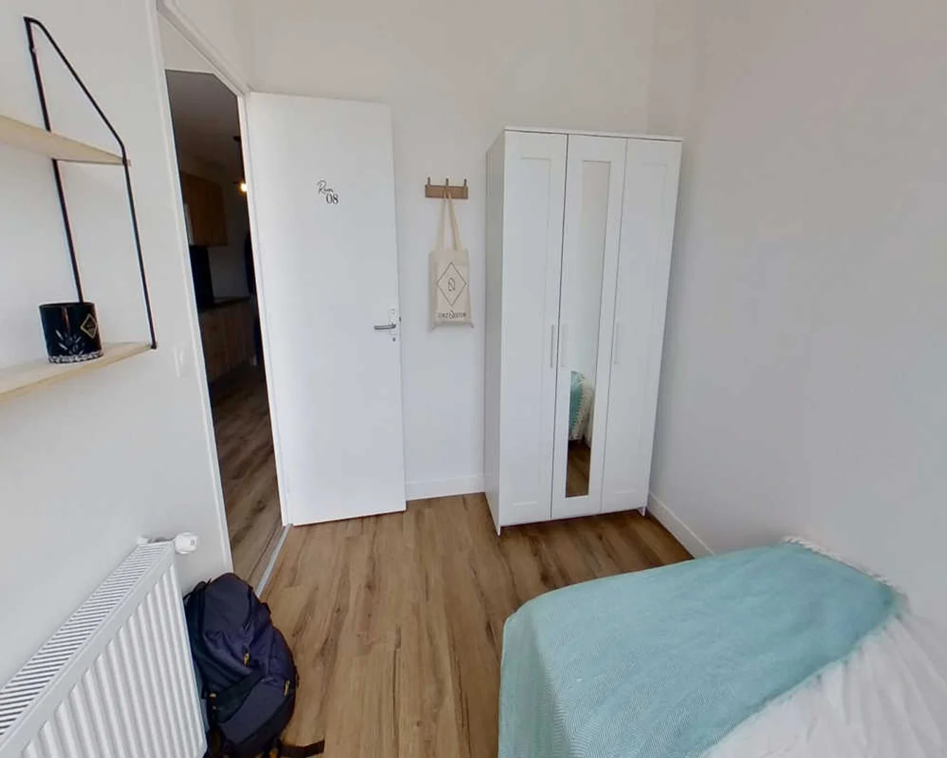 Chambre d'étudiant confortable et spacieuse dans 