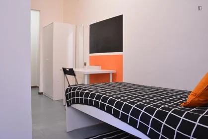 Habitación privada en Via Tigellio, imagen 2 de 9