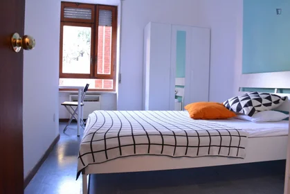 Habitación privada en Via Tigellio, imagen 2 de 12
