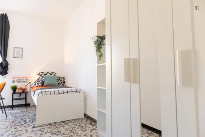 Özel oda konumu Via Grazia Deledda, 8 18 görüntüsü