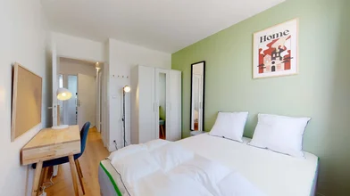 Private room at  1 rue Vallon, Noisy-le-Grand 93160 FR, image 3 of 9