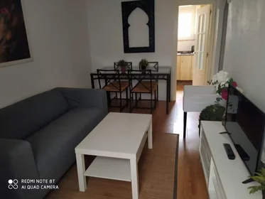 Dairenin tamamı konumu Calle Enrique de las Marinas, San Antonio, 6 7 görüntüsü