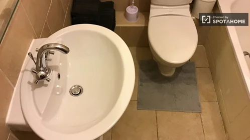 Dairenin tamamı konumu Linden Sq, 12 19 görüntüsü
