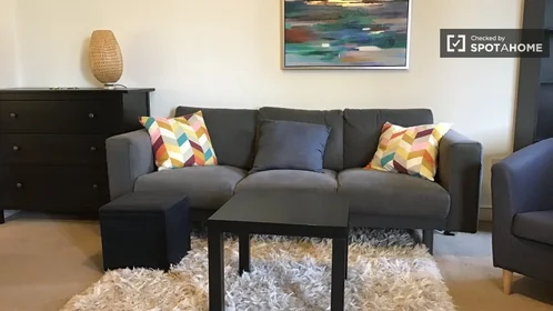 Dairenin tamamı konumu Linden Sq, 4 19 görüntüsü