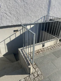 Chambre privée à Kyrkåsplatsen 1, image 1 de 1