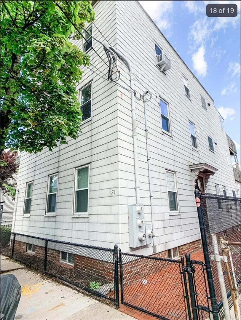 21, Jefferson, Unit 1, Wellington, Cambridge, MA, 02141