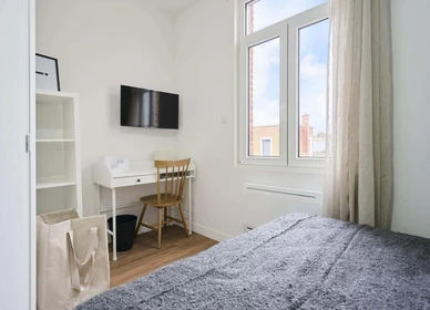 Privatzimmer in der 13 Rue de Cottenchy, 80090 Amiens, France, bild 2 von 29