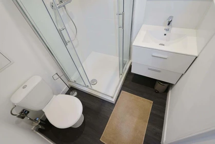 Privatzimmer in der 13 Rue de Cottenchy, 80090 Amiens, France, bild 6 von 29