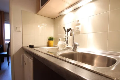 Privatzimmer im Wohnheim in der Montpellier, 34070, bild 3 von 8
