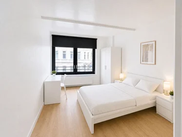 Privatzimmer in der Prinzeß-Luise-Straße, 39, bild 1 von 6