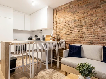 Stanza privata in Sant Gervasi, Barcelona, immagine 11 di 13