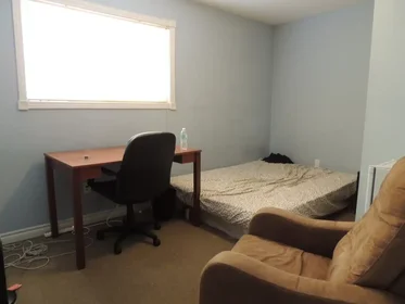 Privatzimmer in der University Avenue East, bild 18 von 19