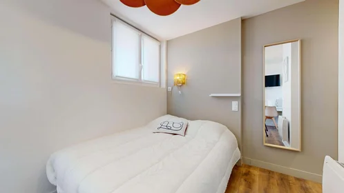 Chambre privée à 39 Rue de la Figairasse, 34070 Montpellier, France, image 2 de 18