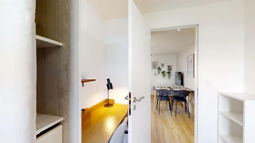 Privatzimmer in der 1 Rue Thomas Connecte, 35000 Rennes, France, bild 11 von 22