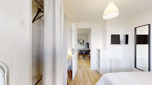 Privatzimmer in der 1 Rue Thomas Connecte, 35000 Rennes, France, bild 7 von 22