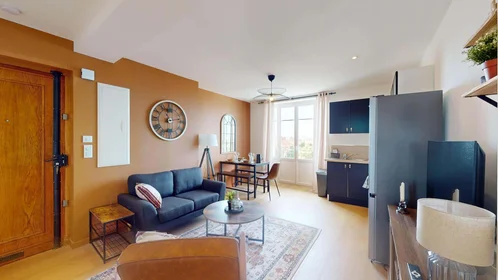 Habitación privada en 53 Rue Chanzy, 21000 Dijon, France, imagen 19 de 19