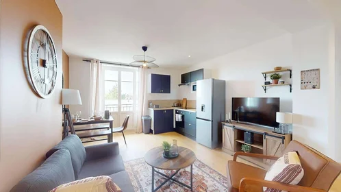 Habitación privada en 53 Rue Chanzy, 21000 Dijon, France, imagen 9 de 19