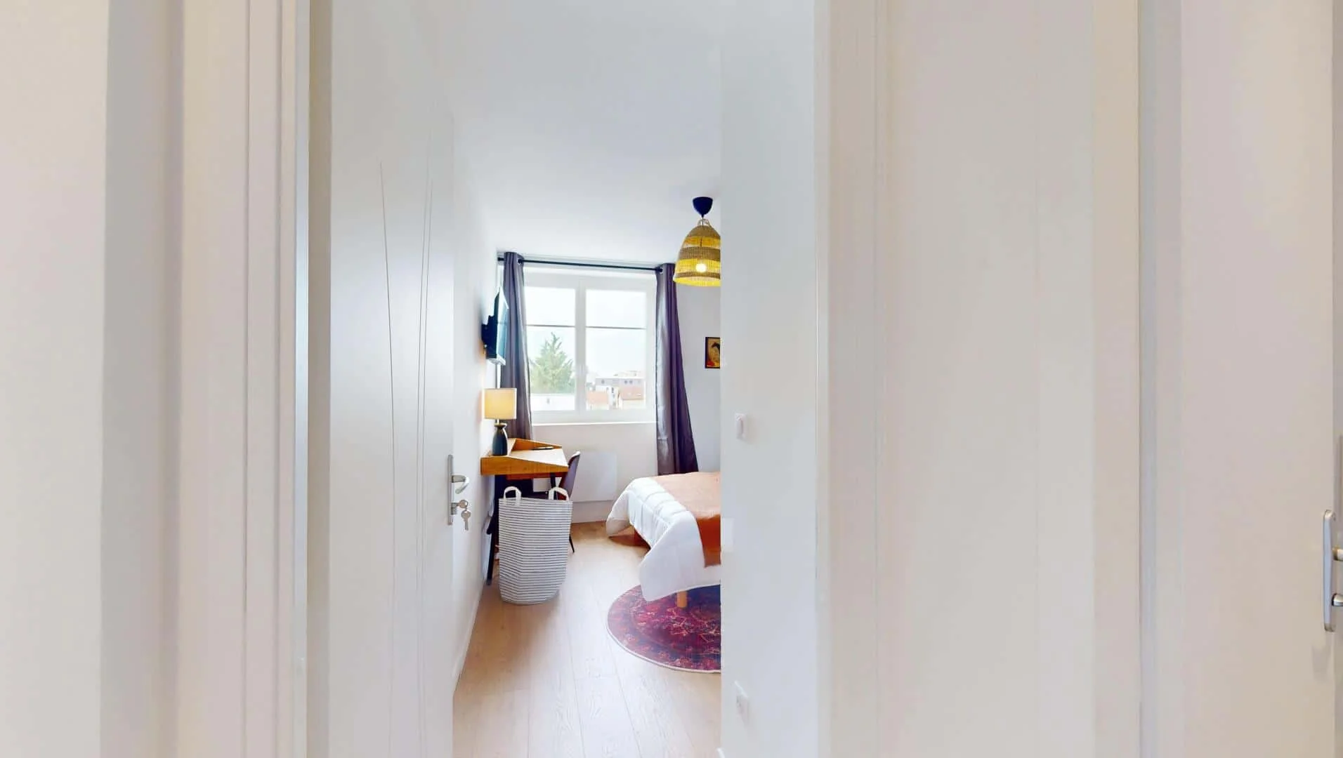Habitación acogedora para estudiantes disponible en 