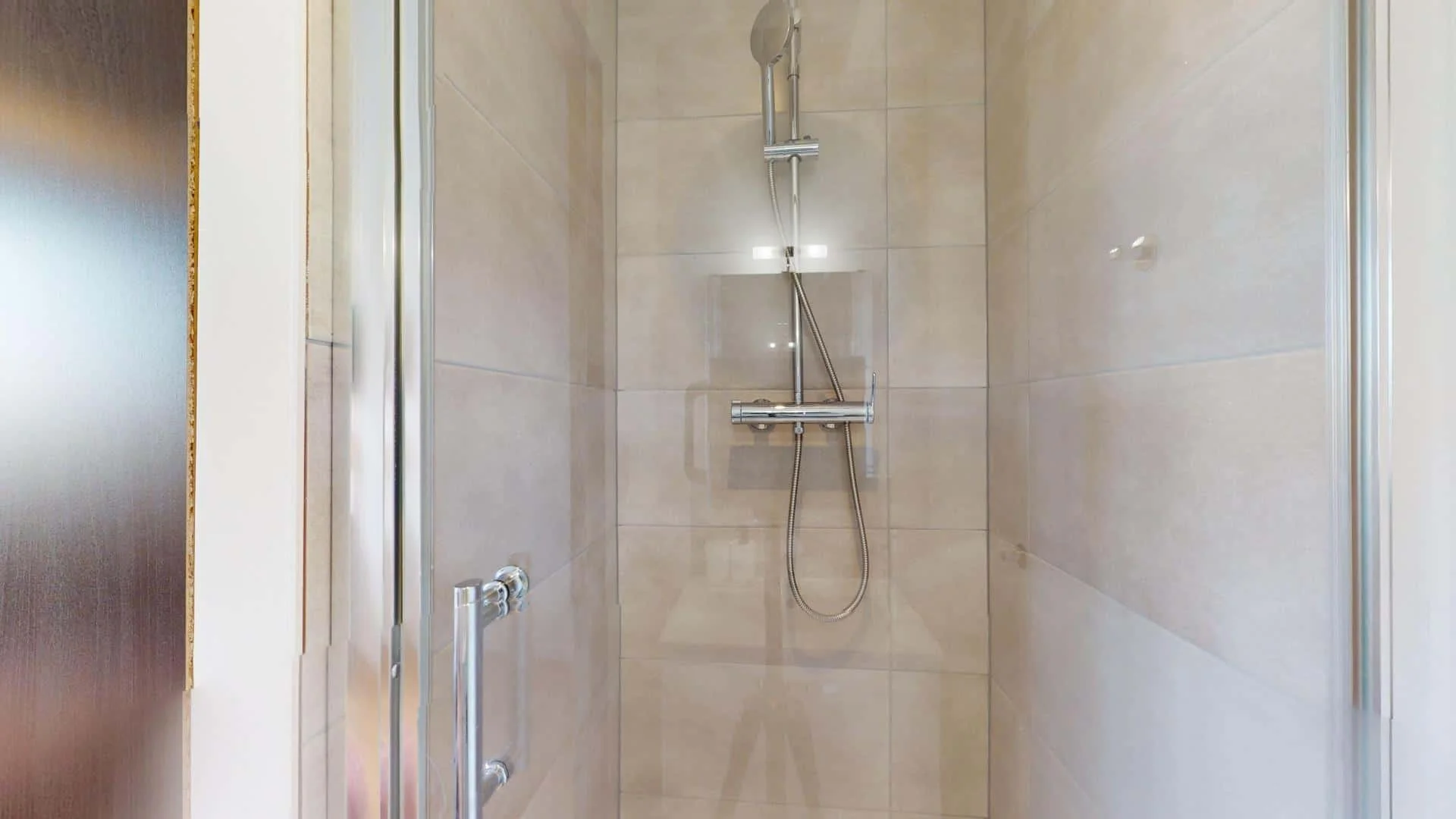 Habitación en apartamento estudiantil en alquiler en , completamente amueblado