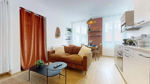 Habitación privada en Saint-Étienne, France, imagen 8 de 18